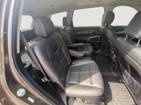 Used 2022 Kia Telluride EX w/ EX Premium Package AWD/4WD image 34