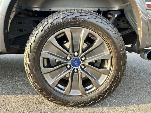 Certified 2018 Ford F150 Lariat w/ Equipment Group 502A Luxury AWD/4WD image 18