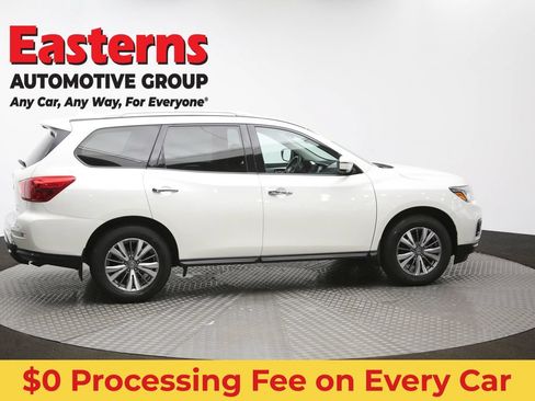 Used 2020 Nissan Pathfinder SL AWD/4WD image 50