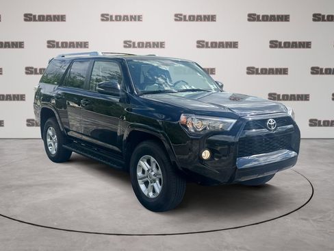 Used 2017 Toyota 4Runner SR5 Premium AWD/4WD image 7