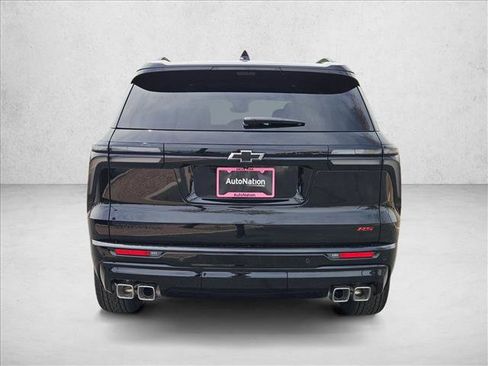 New 2026 Chevrolet Traverse RS FWD image 8