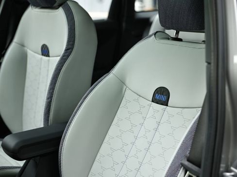 New 2026 MINI Cooper 4-Door Hardtop FWD image 20