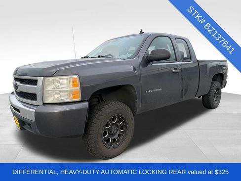 Used 2011 Chevrolet Silverado 1500 LS image 3