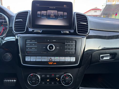 Used 2018 Mercedes-Benz GLE 43 AMG 4MATIC image 23