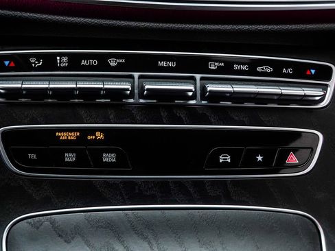Used 2023 Mercedes-Benz E 350 Sedan image 23