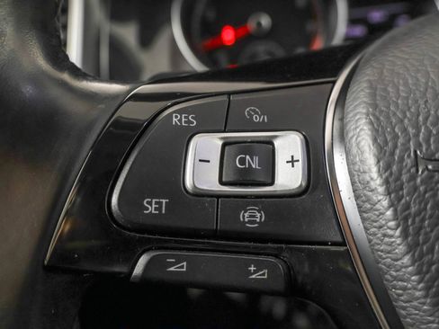 Used 2019 Volkswagen Golf Alltrack S image 26