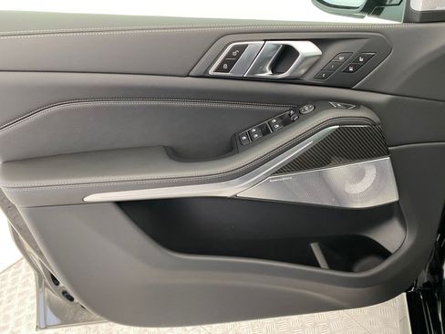 New 2026 BMW X5 M60i w/ Executive Package image 12