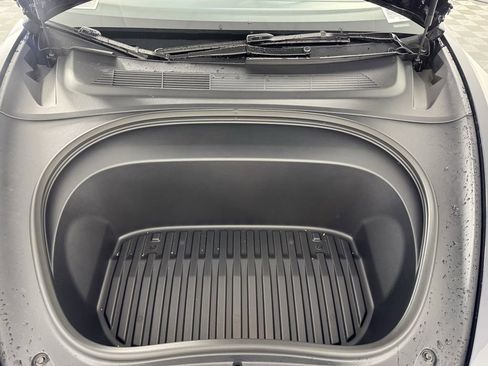 Used 2025 Tesla Model 3 Long Range image 34