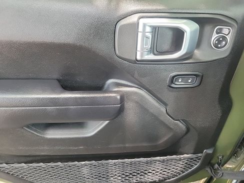 Used 2024 Jeep Wrangler Sport S image 20