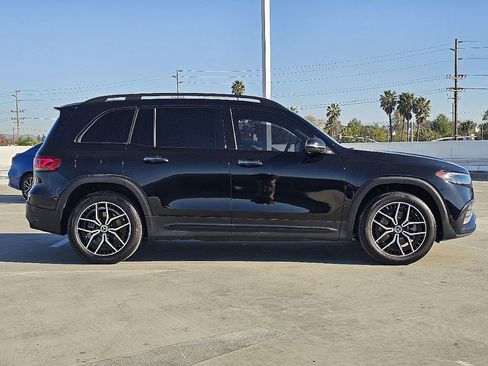 Used 2023 Mercedes-Benz EQB 300 300 image 9