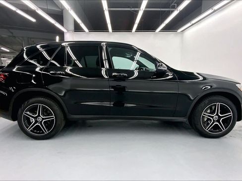 Certified 2022 Mercedes-Benz GLC 300 image 6
