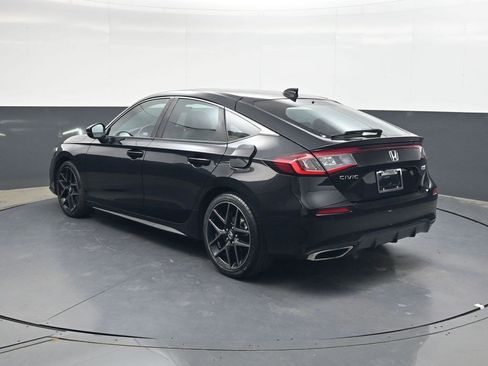 Used 2022 Honda Civic Sport Touring image 6