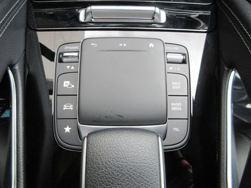 Used 2021 Mercedes-Benz GLE 450 4MATIC image 43