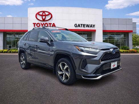 Used 2023 Toyota RAV4 SE w/ Weather & Moonroof Package AWD/4WD image 3