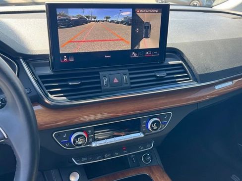 Used 2023 Audi Q5 e Prestige AWD/4WD image 18
