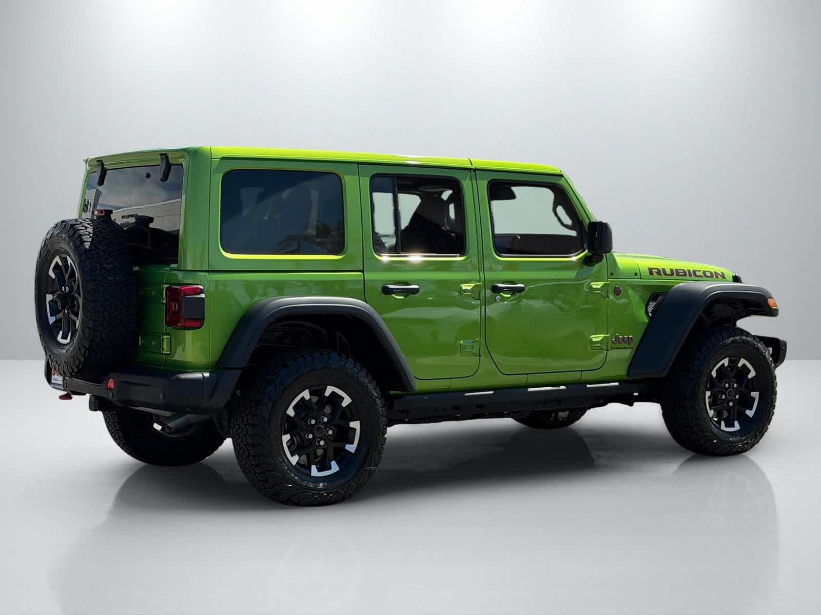 Used 2025 Jeep Wrangler Unlimited Rubicon w/ Safety Group AWD/4WD image 7