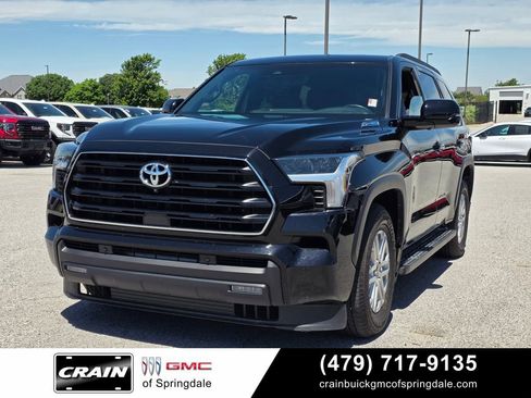Used 2025 Toyota Sequoia SR5 AWD/4WD image 3