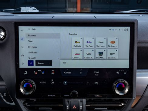 Used 2024 Lexus GX 550 550 Luxury+ w/ Accessory Package (2T) image 24