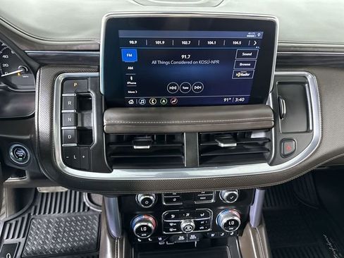 Used 2021 GMC Yukon SLT w/ SLT Luxury Plus Package AWD/4WD image 13