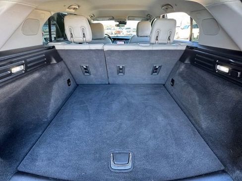 Used 2020 Cadillac XT4 Luxury image 30