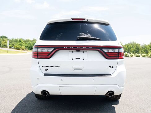Used 2018 Dodge Durango R/T w/ Technology Group AWD/4WD image 5