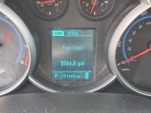 Used 2015 Chevrolet Cruze LS FWD image 9