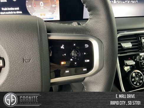 New 2025 Nissan Armada SL w/ Captain's Chari Seat Package image 26