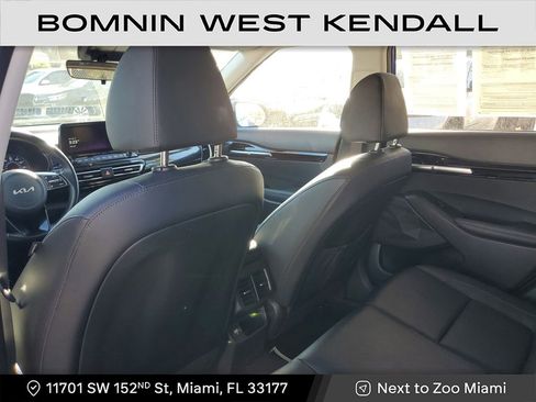 Used 2023 Kia Seltos EX image 18