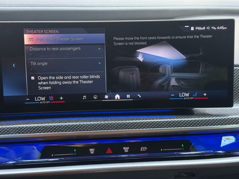 Used 2023 BMW i7 xDrive60 w/ Executive Package 2 AWD/4WD image 34