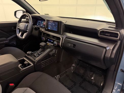 Used 2025 Toyota 4Runner TRD Off-Road AWD/4WD image 31