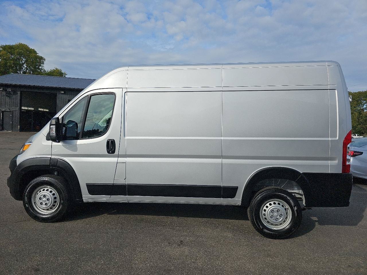 Used 2026 RAM ProMaster 1500 w/ Safety Group FWD image 6