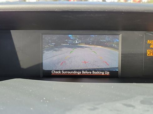 Used 2015 Subaru Forester 2.5i Premium w/ All-Weather Package image 30