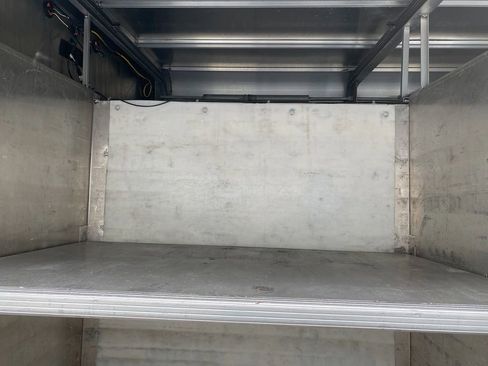 Used 2017 Chevrolet Express 3500 image 31