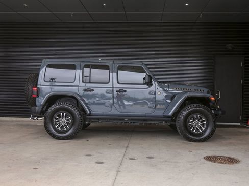 Used 2024 Jeep Wrangler Unlimited Rubicon 392 AWD/4WD image 8
