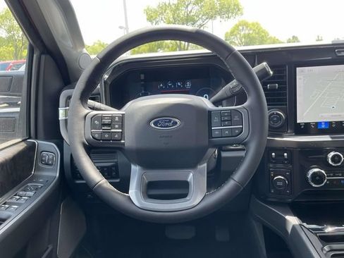 New 2026 Ford F250 Lariat w/ Black Appearance Package AWD/4WD image 10
