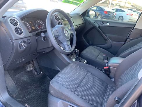 Used 2011 Volkswagen Tiguan SEL image 11