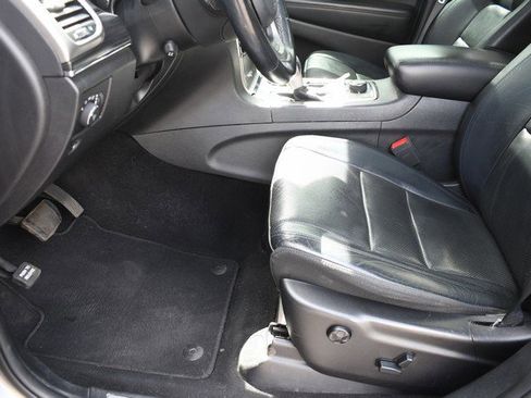 Used 2019 Jeep Grand Cherokee Limited w/ Luxury Group II image 15