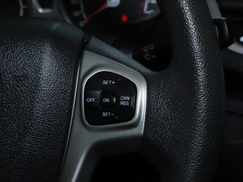 Used 2013 Ford Fiesta SE image 23