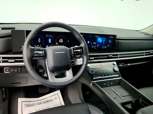 Used 2025 Hyundai Santa Fe XRT image 16