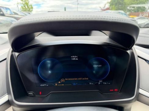 Used 2015 BMW i8 AWD/4WD image 26