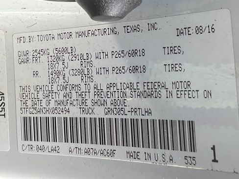 Used 2017 Toyota Tacoma Limited AWD/4WD image 22