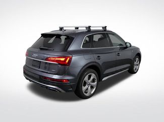 Used 2023 Audi Q5 2.0T Premium Plus w/ Premium Plus Package AWD/4WD video 3