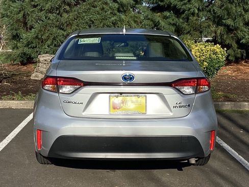 Used 2023 Toyota Corolla LE image 19