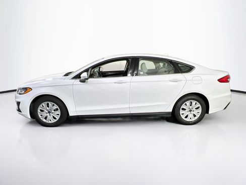 Used 2020 Ford Fusion S FWD image 8
