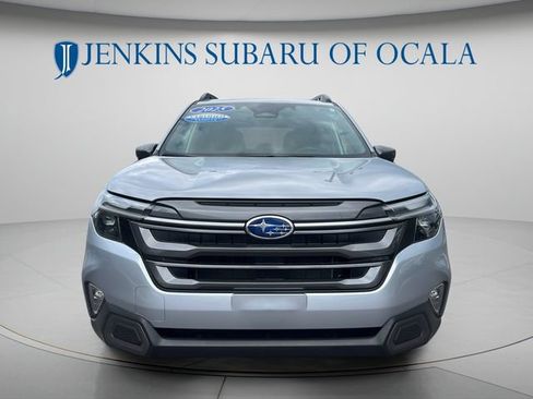 Used 2025 Subaru Forester Limited AWD/4WD image 8