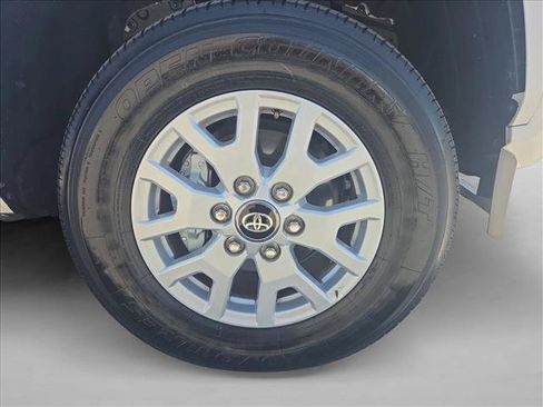 Certified 2025 Toyota Tacoma SR5 RWD image 21