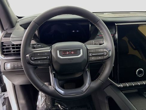 New 2026 GMC Acadia AT4 image 11