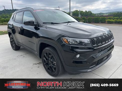 New 2026 Jeep Compass Latitude AWD/4WD image 27