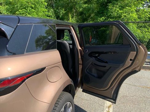 Certified 2024 Land Rover Range Rover Evoque S image 19