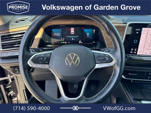Used 2024 Volkswagen Atlas SE FWD image 20
